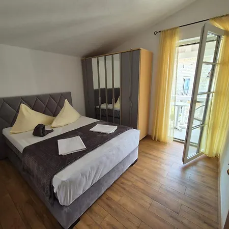 Mateja Apartament *